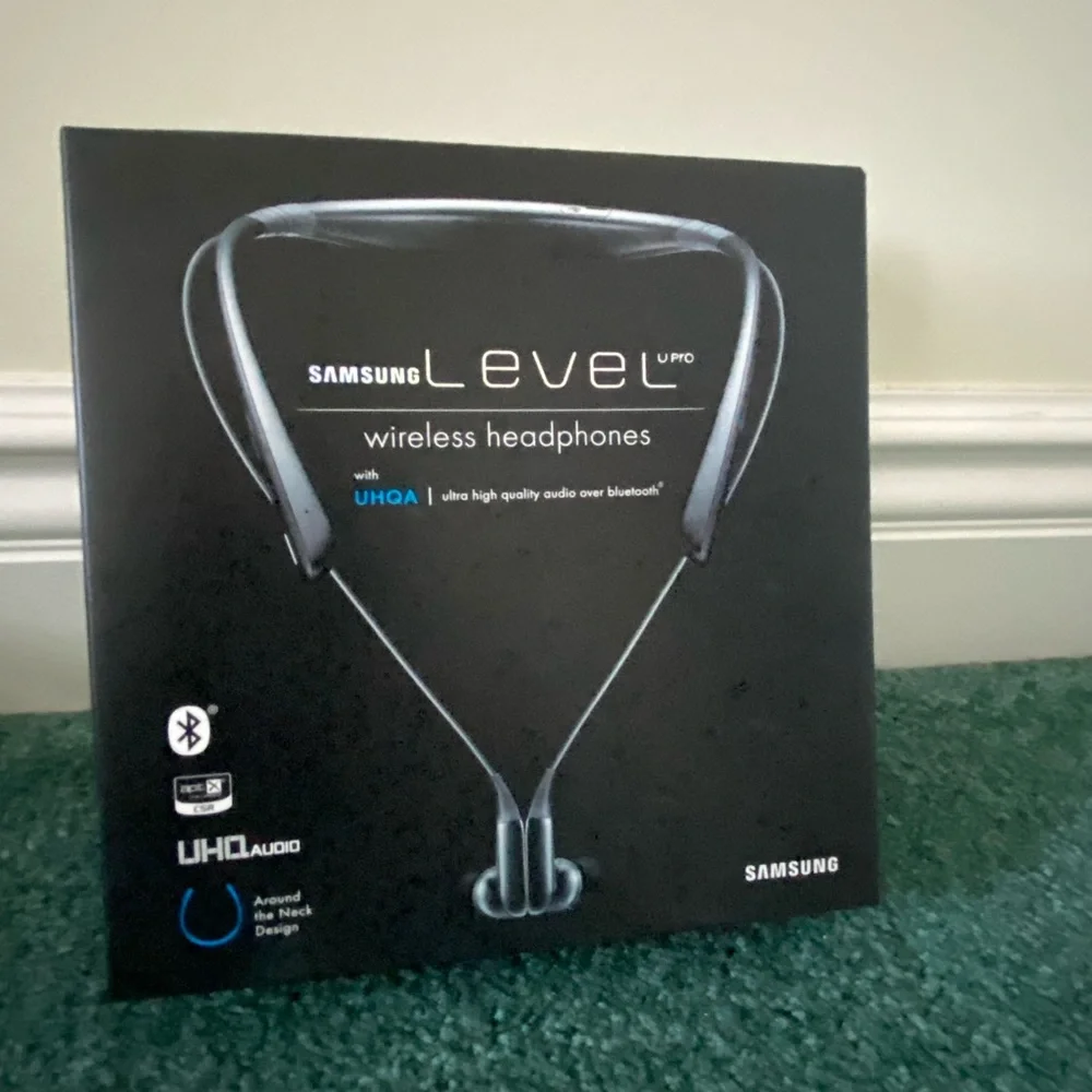 Samsung Level Wireless Headphones